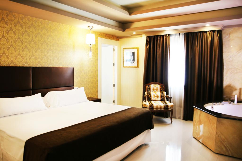 Anos 50 Hotel 2*